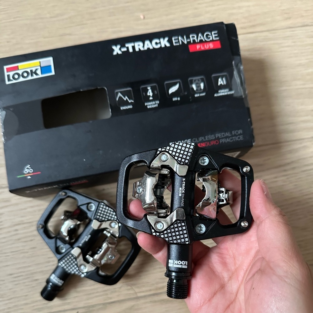 Look X-TRACK EN-RAGE BLACK brand new